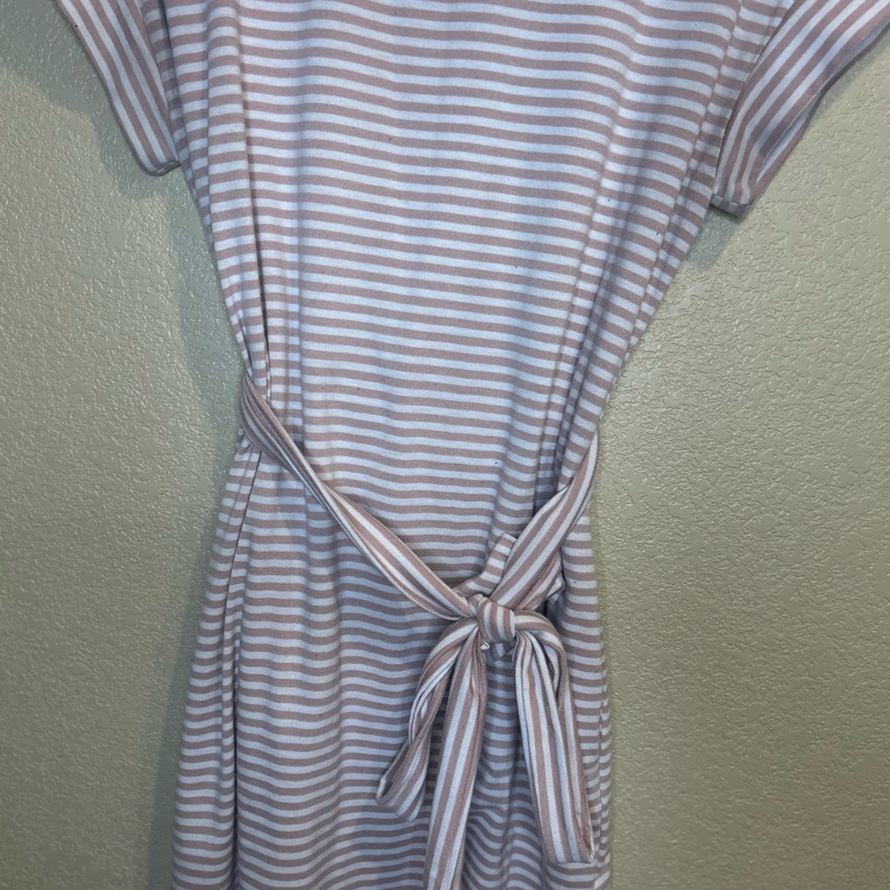 Women's Striped Casual Dress - Picture 3 of 6